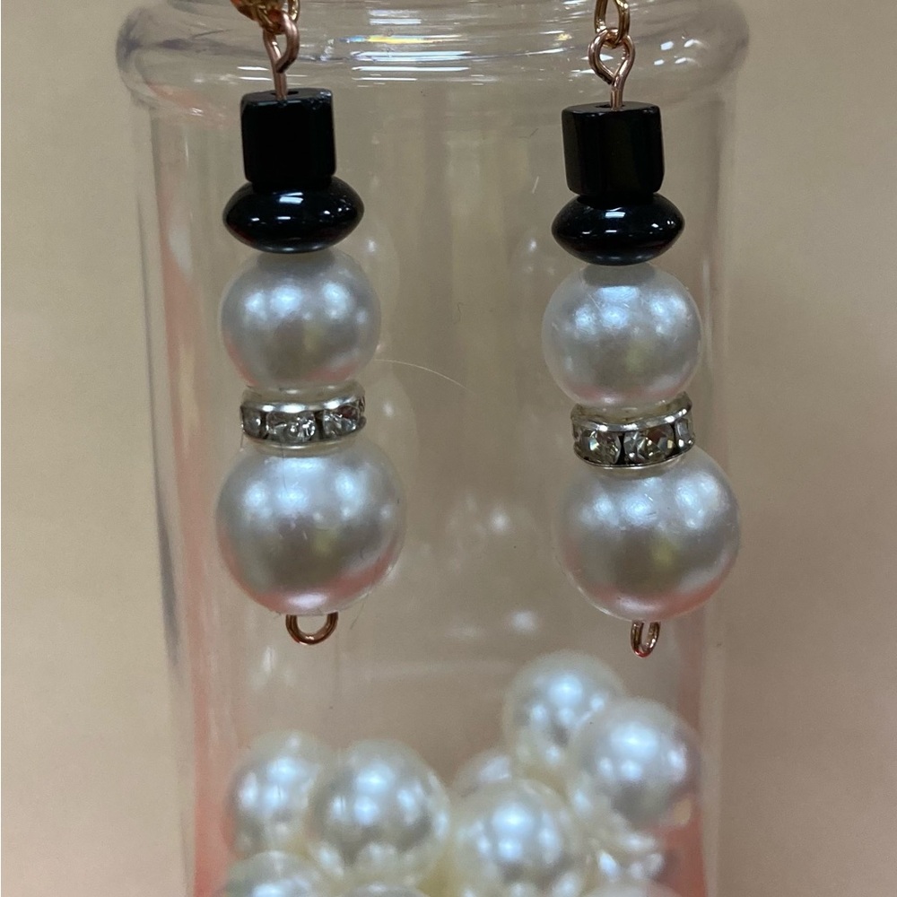 Handmade Christmas snowman dangling earrings